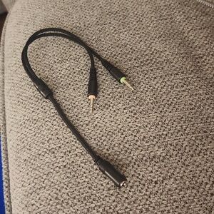 Mpow audio connector